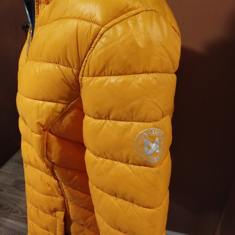 **Reversible** Nautica puff coat